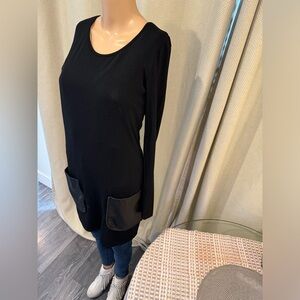 Size small long sleeve dress could be a tunic top cute pockets